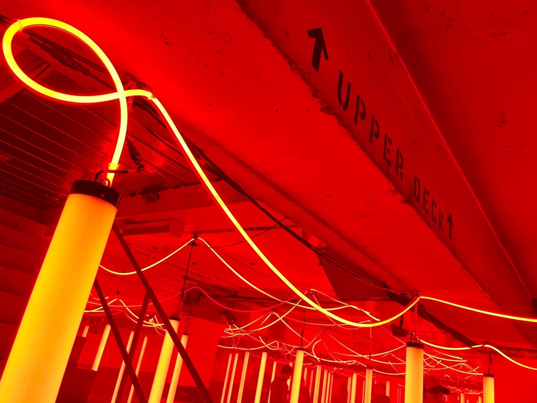 Constriction stage: tubes of red light